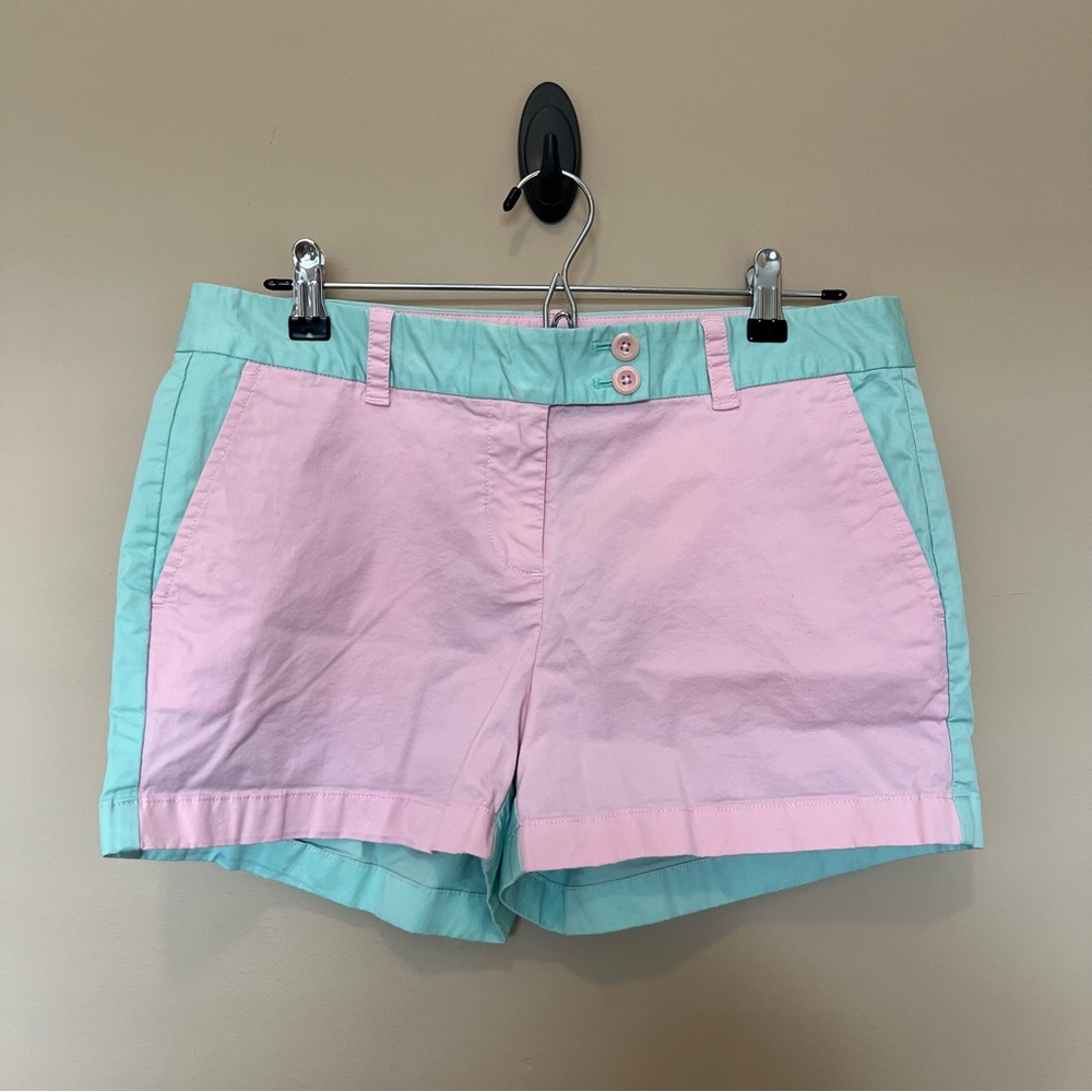 Vineyard Vines chino shorts - size 8